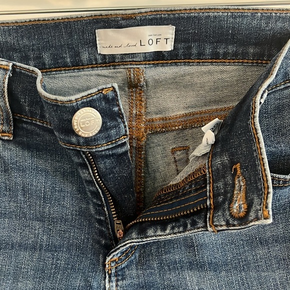 LOFT Women’s Skinny Crop Dark Wash Jeans 24/00 - Picture 7 of 9